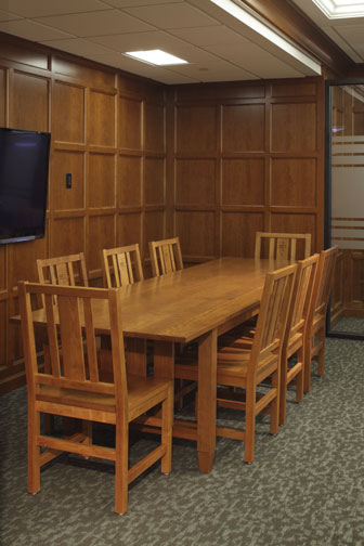 Group Study Table, Sacred Heart University