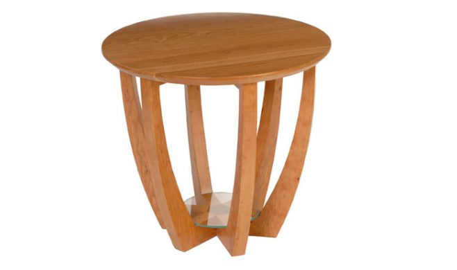 Curva End Table. Shown in cherry.